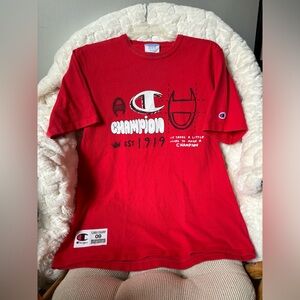 Rare Vintage 1970s Champion T Shirt 
100% Cotton 
Size Medium